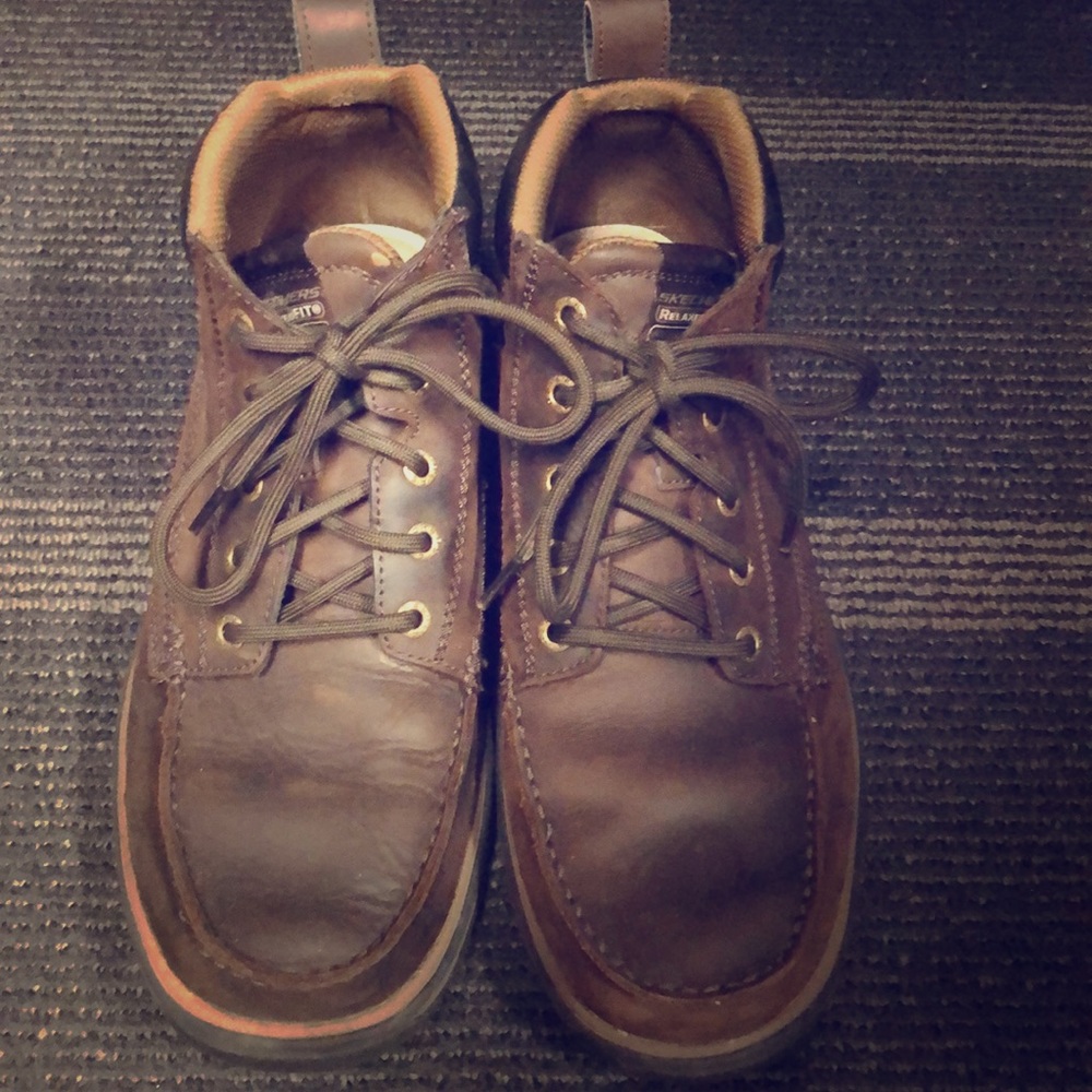 Sketchers Men’s boots.Gel-Infused Memory Foam